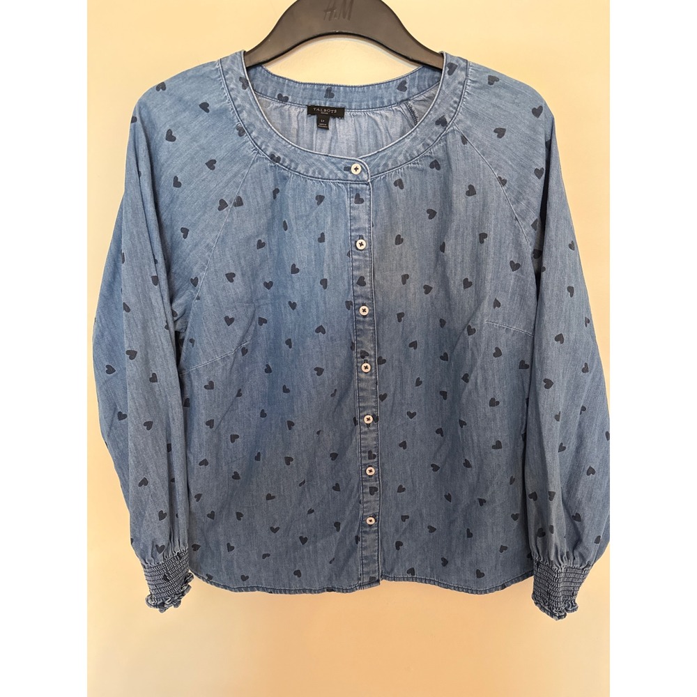 Talbots Petite Blue Denim Heart Print Blouse Button Front Smocked Cuff size L